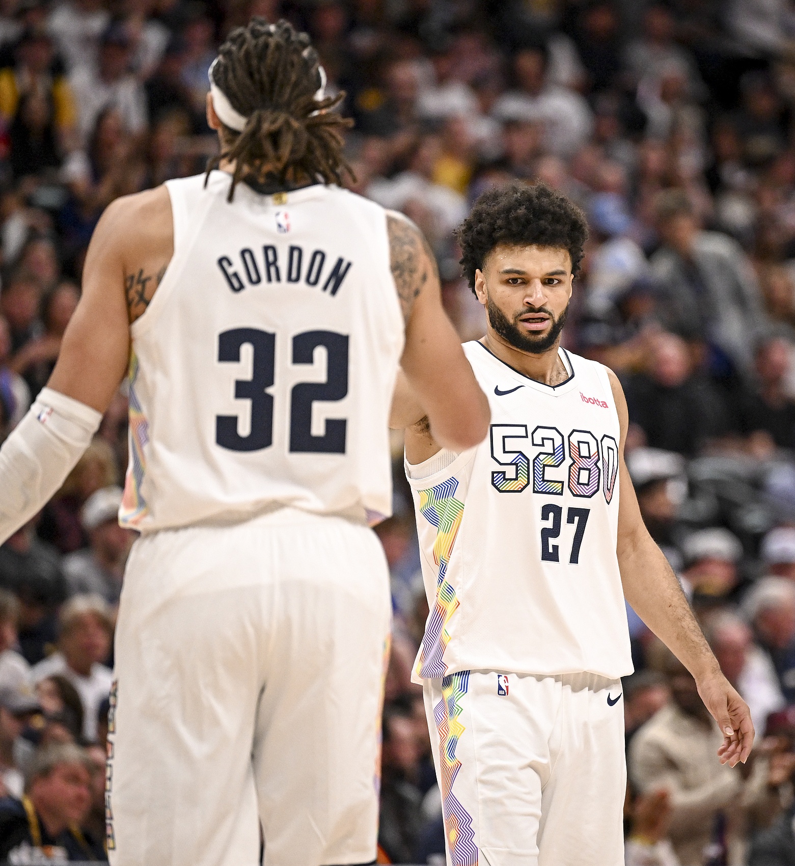 世俱杯-伤兵满营！今天对阵雄鹿阿隆·戈登能出战 穆雷&amp;沃特森等人缺席